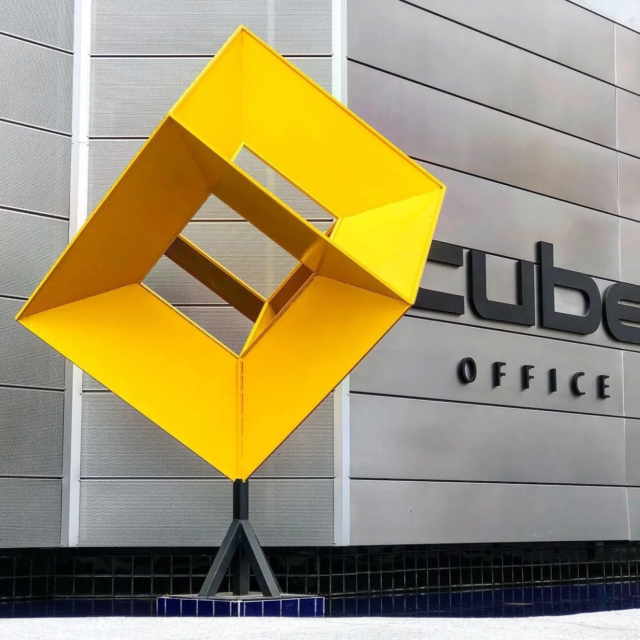 Cube — vista 2